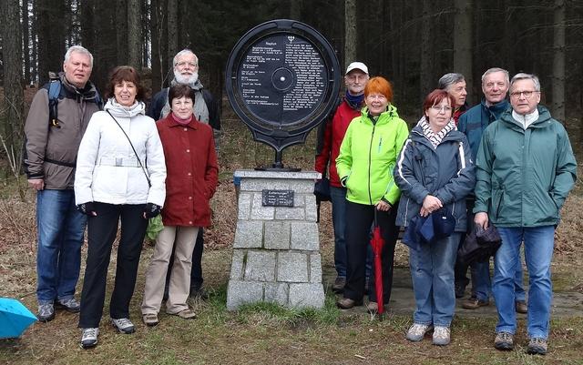 640x480/b02_gruppe_am_neptun.jpg