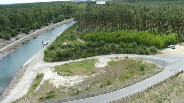 640x480/p1030628.jpg