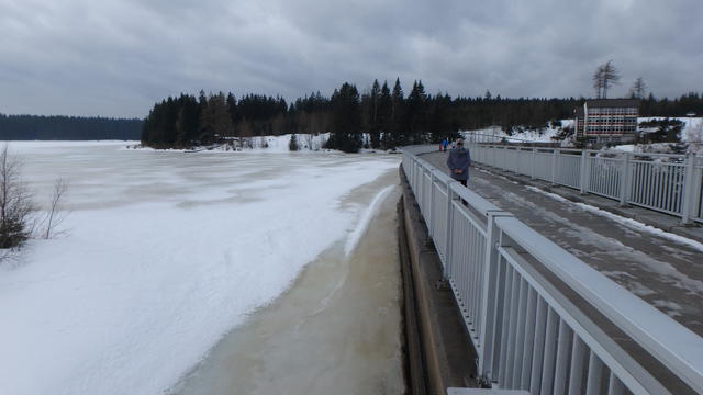 640x480/p1266826.jpg