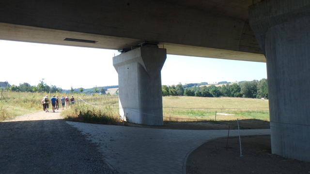 640x480/p8231628.jpg