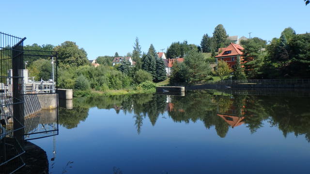 640x480/p8231642.jpg