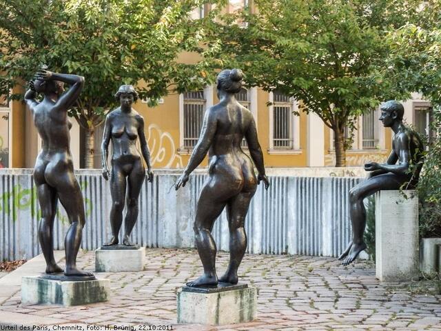 640x480/Bild255b_UrteilParis.jpg