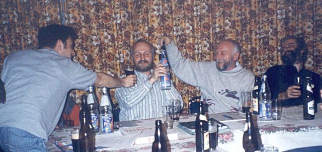 640x480/19870300_sae_schw.jpg