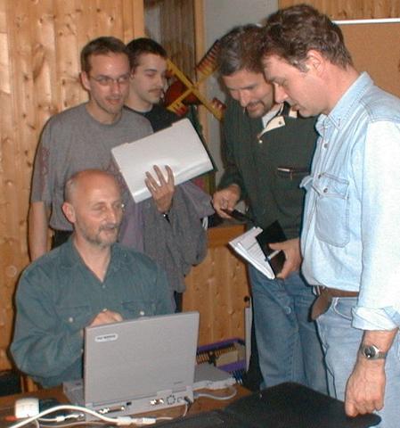 640x480/20000418_workshop3.jpg