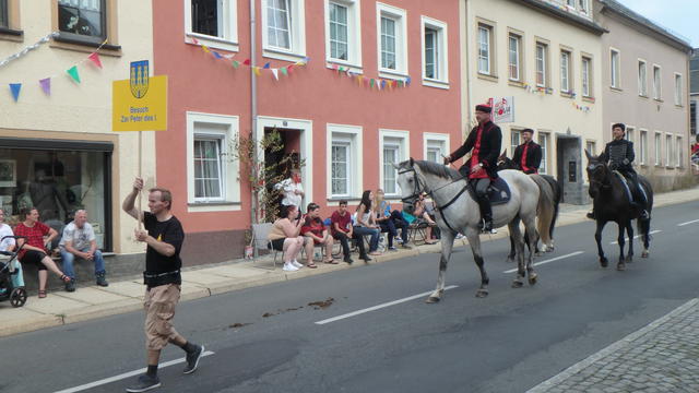 640x480/p8274623.jpg