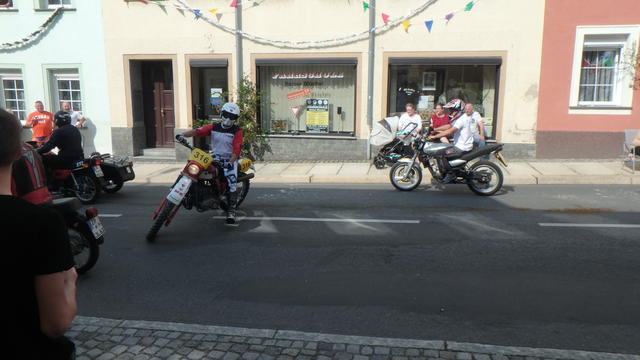 640x480/p8274681.jpg