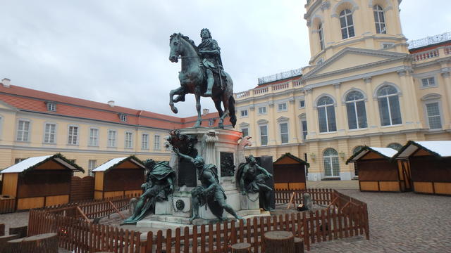 640x480/BerlinCahrlottenhof04.JPG.jpg