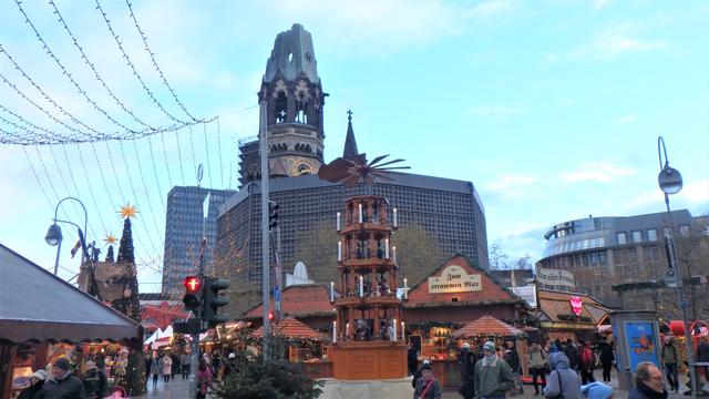 640x480/BerlinGedächtniskirche01.JPG.jpg