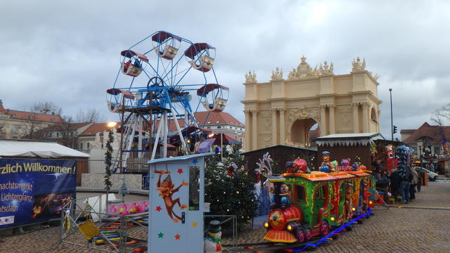 640x480/PotsdamBlauerLichterglanz2Luisenplatz.JPG.jpg