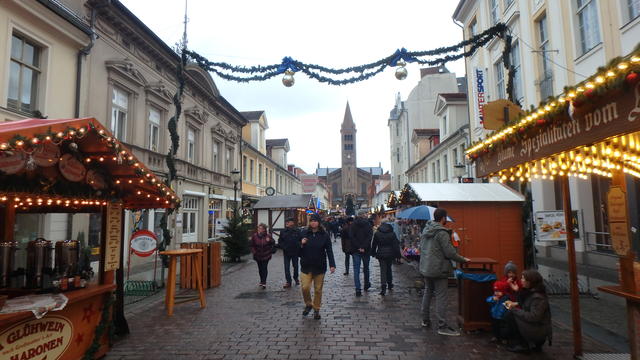 640x480/PotsdamBrandenburgerStr4.JPG.jpg