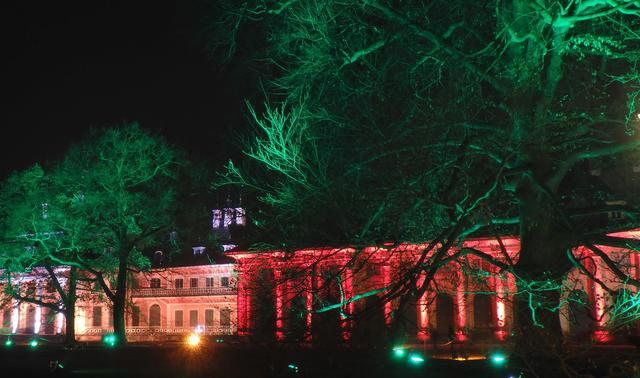 640x480/PillnitzChrismas04Schloss2.jpg